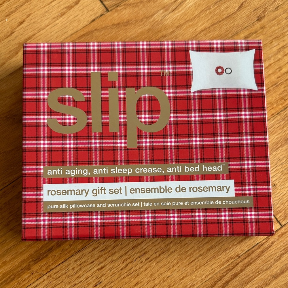 Slip Red Plaid Silk Gift Set